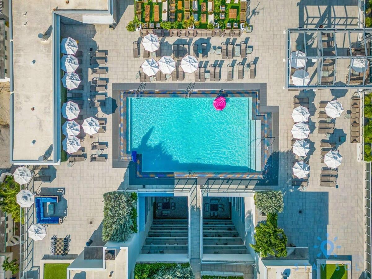 Lx Oasis Beachfront-Rt Infinity Pool Hollywood Exteriör bild